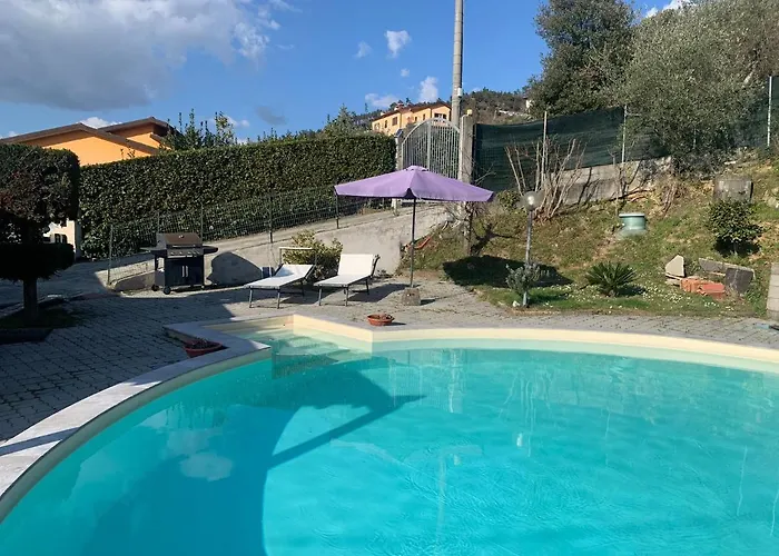 La Casa Nel Con Piscina דירה