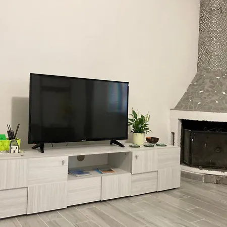 Апартаменты La Casa Nel Con Piscina